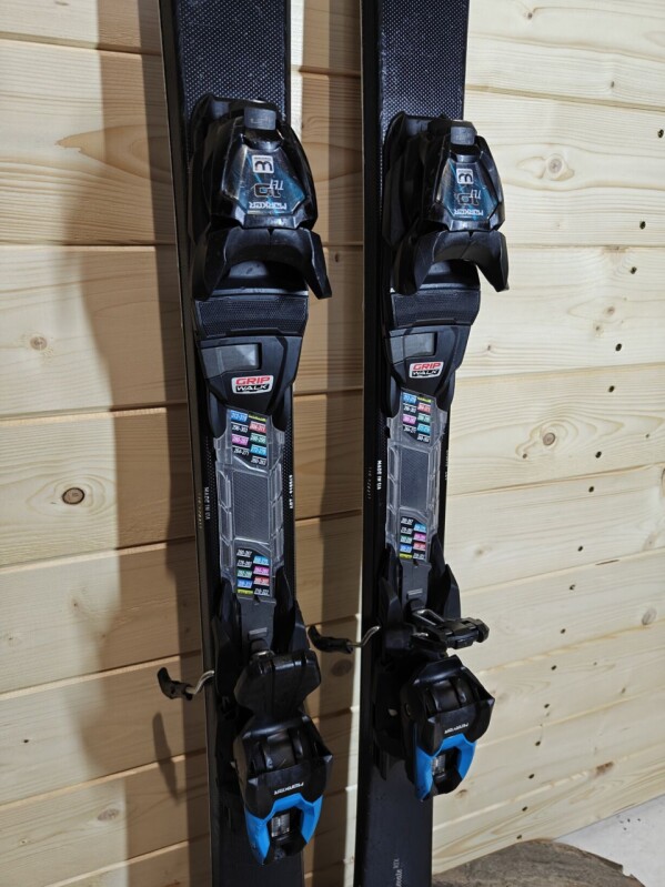 LYŽE BLIZZARD ELEVATE RTX 153CM